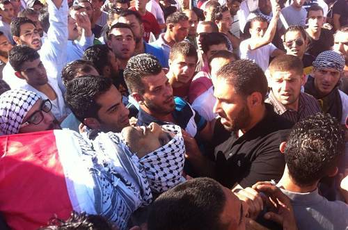 L'armée de l'entité sioniste terroriste assassine deux jeunes palestiniens ce matin